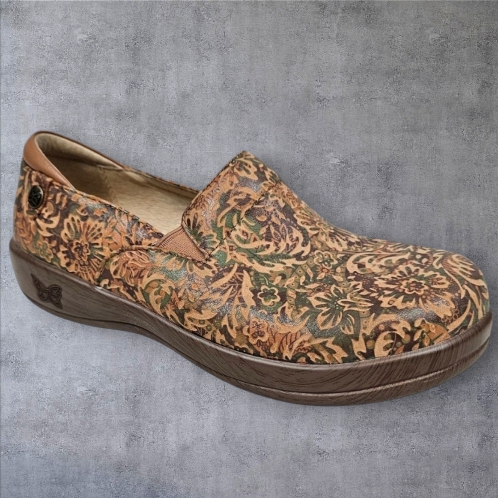 Alegria Keli Country Road‎ Professional Clog Tooled Leather Size 37 Women's